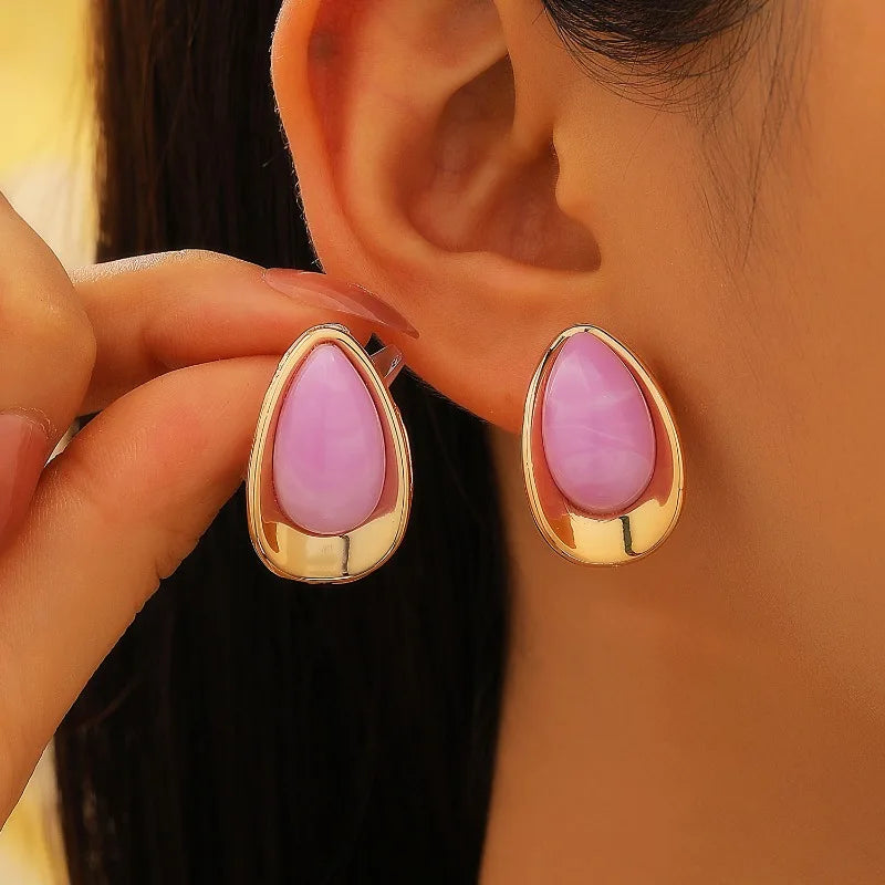 Emerald Glow Teardrop Earrings
